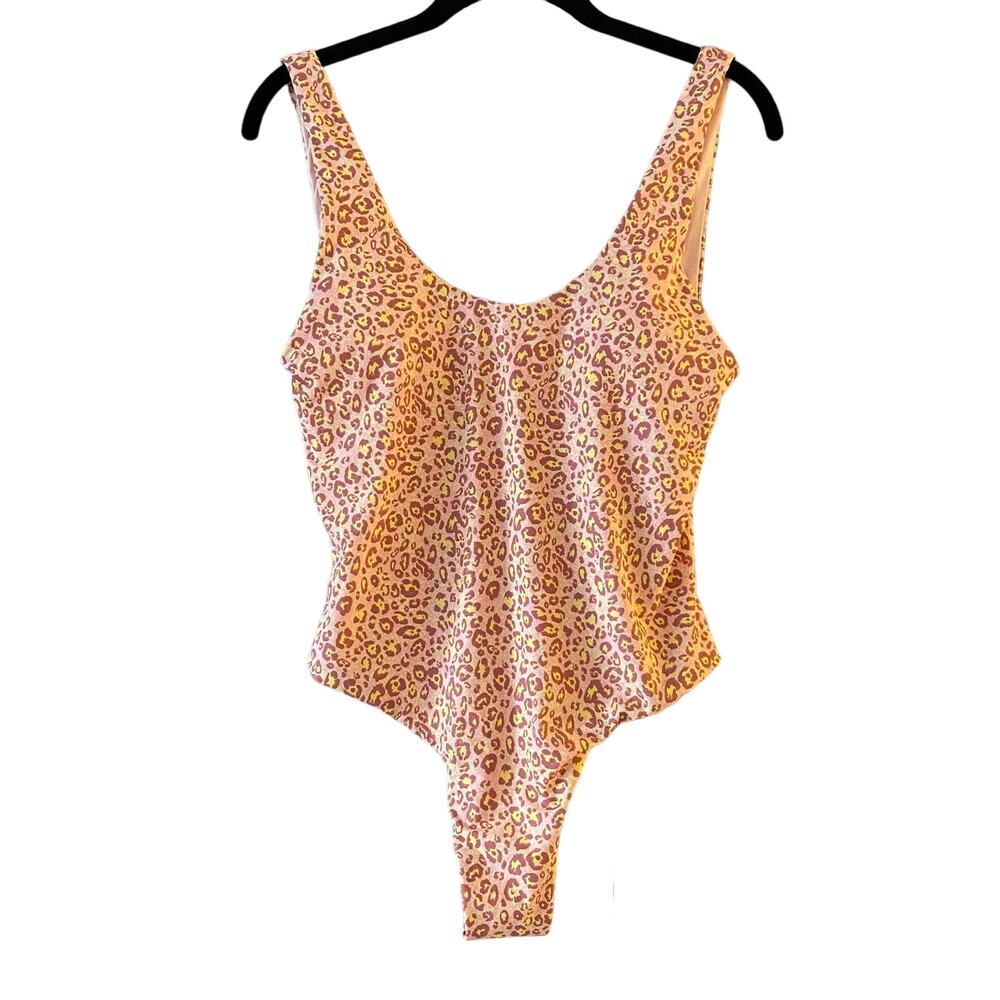 Dippin' Daisy's Pink Leopard Swimsuit One Piece Size Large NWT